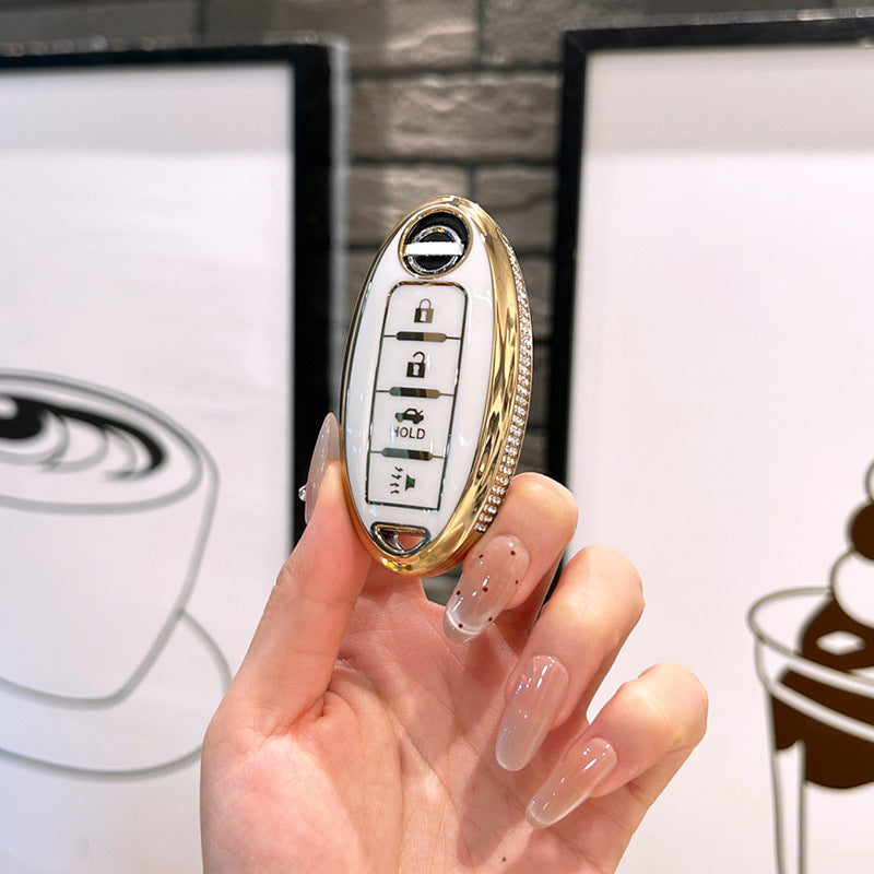 Royale Lederkollektion | Smart-Key-Hülle für Nissan Maxima, Sentra, Versa und mehr