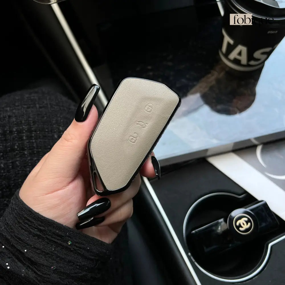 Prime Collection | Car Key Cover for Cupra Formentor, Leon, Born, SEAT Leon MK4 & more Fobique