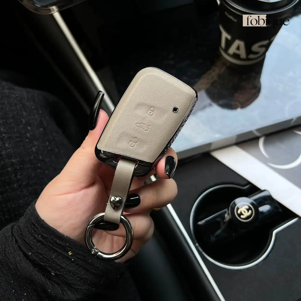 Classic Collection | Car Key Cover for SEAT Ateca, Leon, Tarraco, Arona & VW Tiguan, Golf 7 & More Fobique
