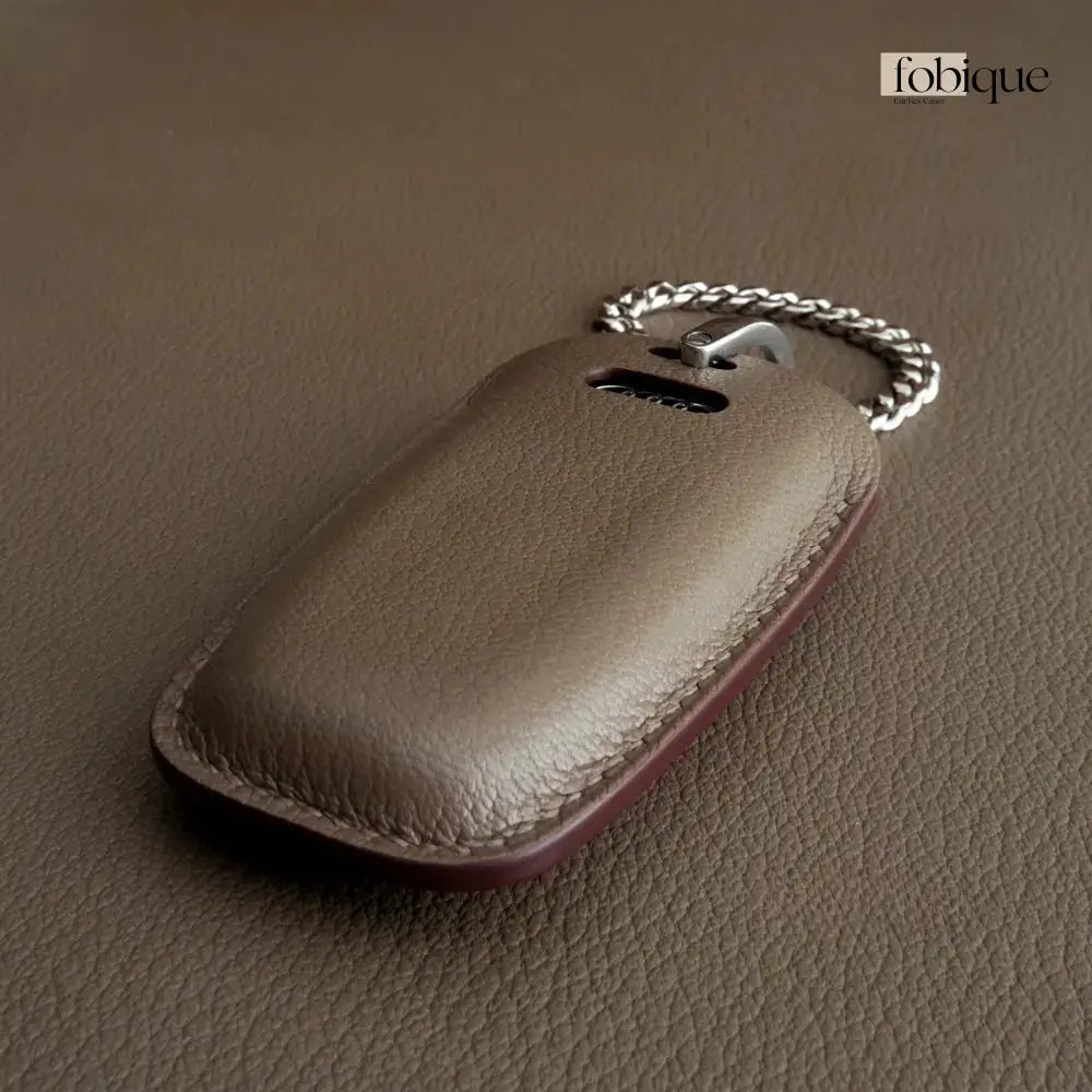 Étoile Collection - French Goat Leather | Smart Key Fob Case for Audi | Fits A4 A5 Q5 Q7 TT & More Fobique