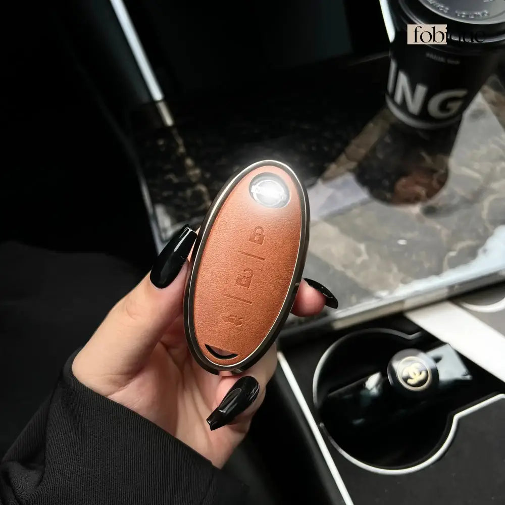 Prime Collection | Key Fob Cover for Infiniti G37, Q60, M35, EX35 & more Fobique